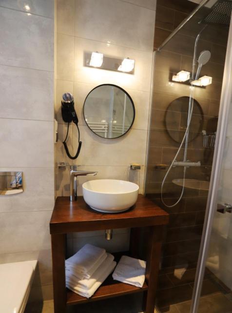 Apartamenty Biala Perla Ustroń Esterno foto